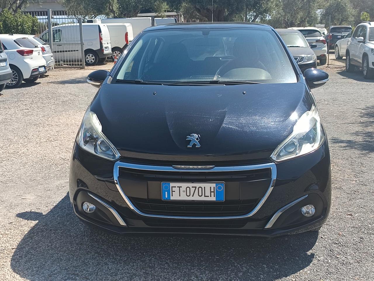 Peugeot 208 2019 - 1.2 benzina Lb automobili