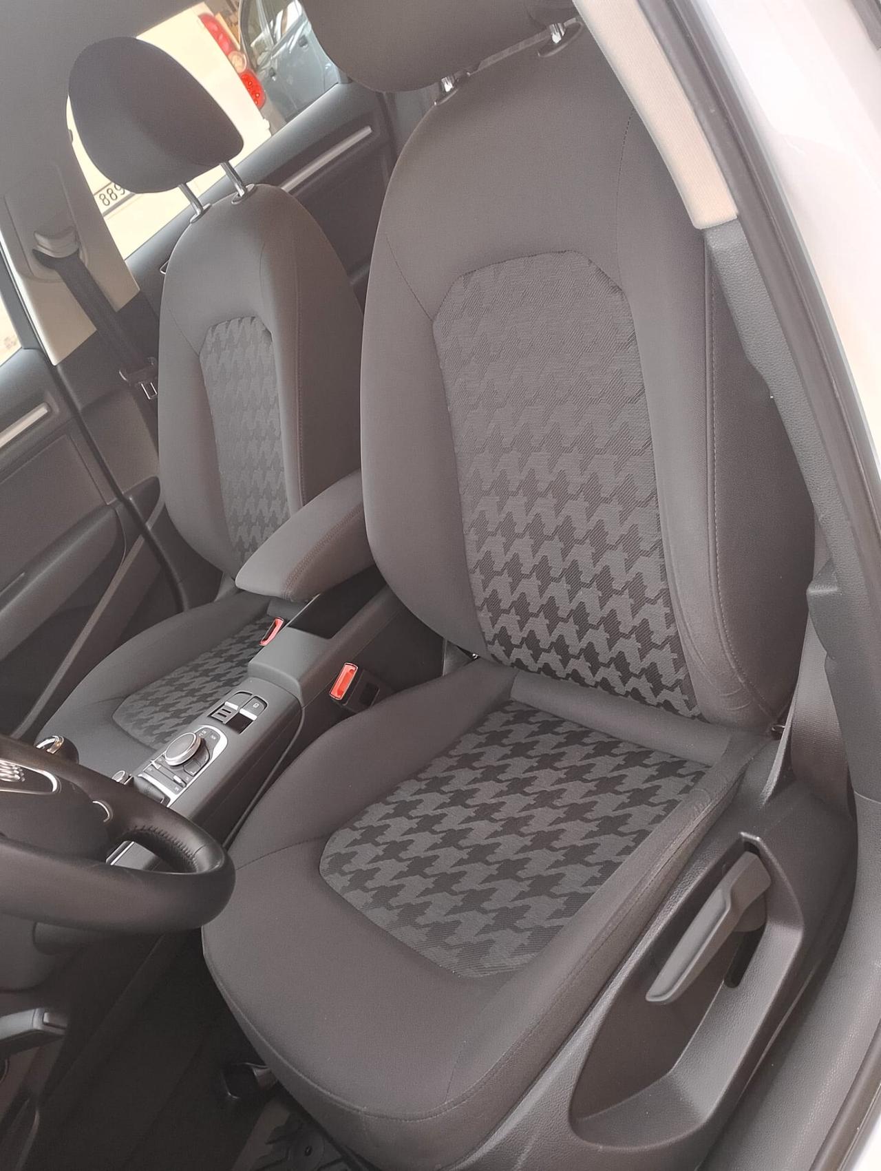 Audi A3 AUDI A3 Sedan 1.6 TDI Business 110CV UNICOPROPRIETARIO, KM CERTIFICATI