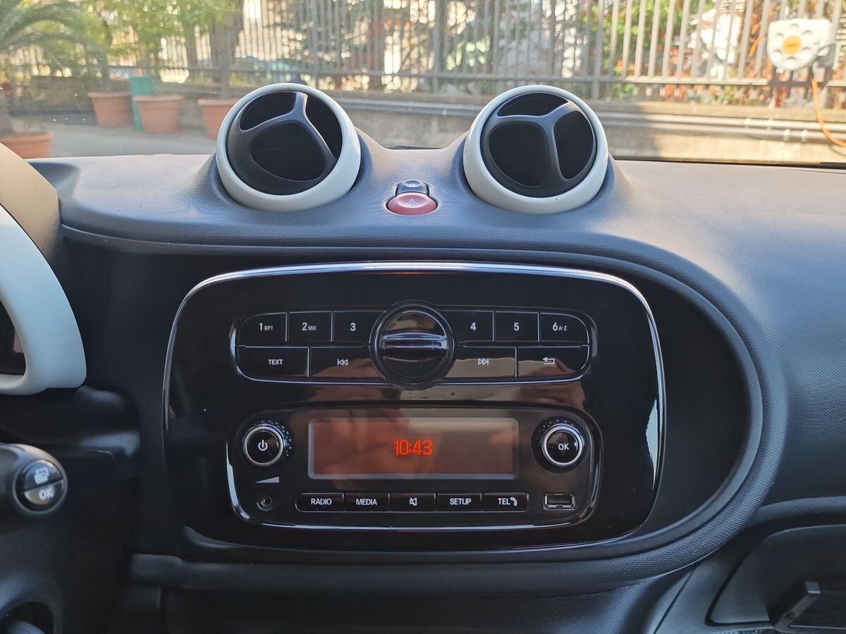 SMARt FORFOUR 1.0 PASSION
