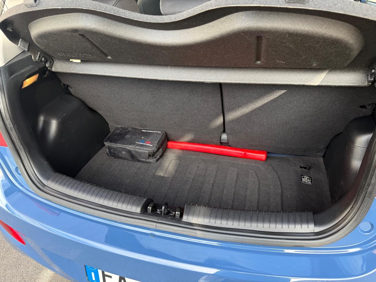 Hyundai i10 1.0GPL “CASA MADRE” - 2015