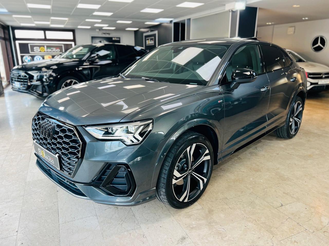Audi Q3 Sportback, 35 2.0 tdi Identity Black quattro s-tronic