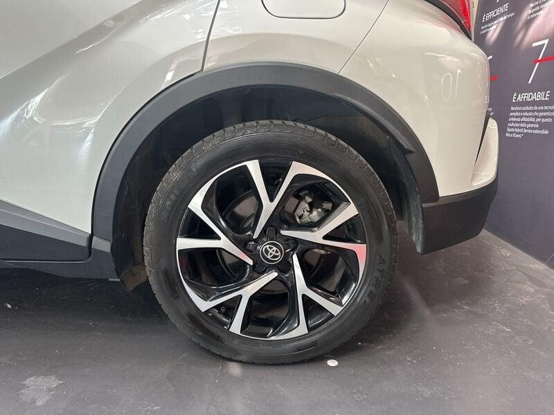 Toyota C-HR C-HR 1.8 Hybrid E-CVT Style