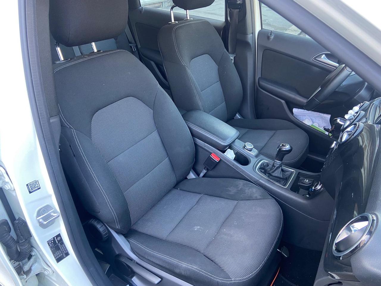 Mercedes-Benz B 180 Premium B 180 BlueEFFICI #9472