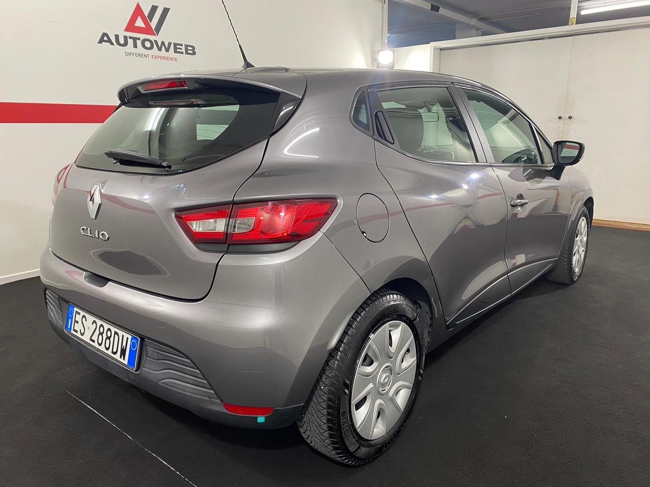Renault Clio 1.2 75CV *NEOPATENTATI*