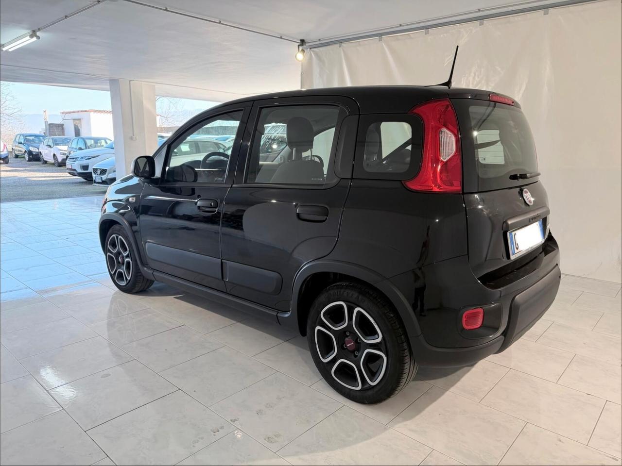 Fiat Panda 1.0 HYBRID 2022 NEOPATENTATI