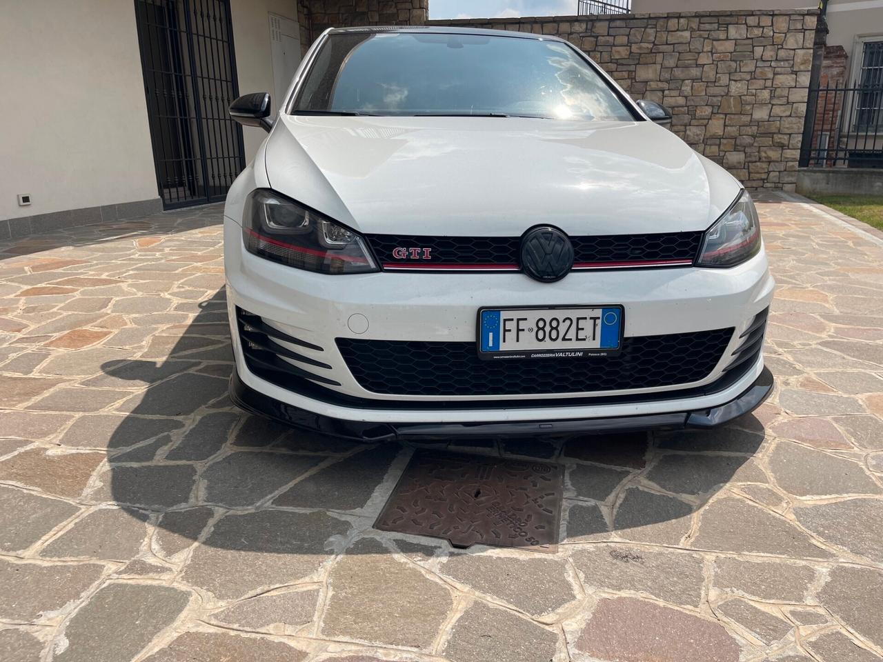 Volkswagen Golf GTI Performance 2.0 TSI 3p. BlueMotion Technology