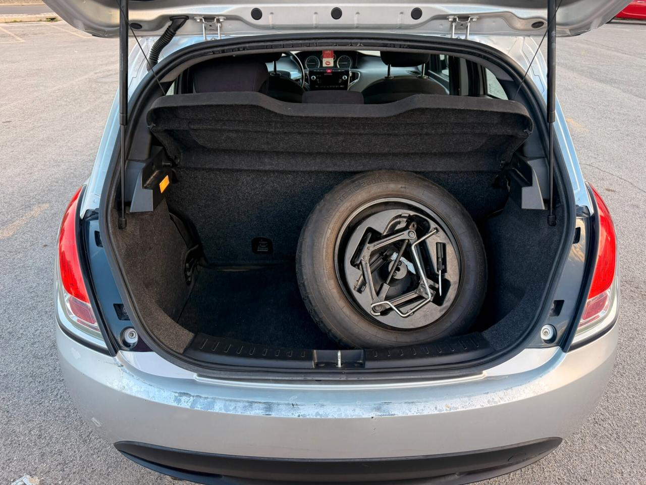 Lancia Ypsilon GPL Garanzia 12 Mesi