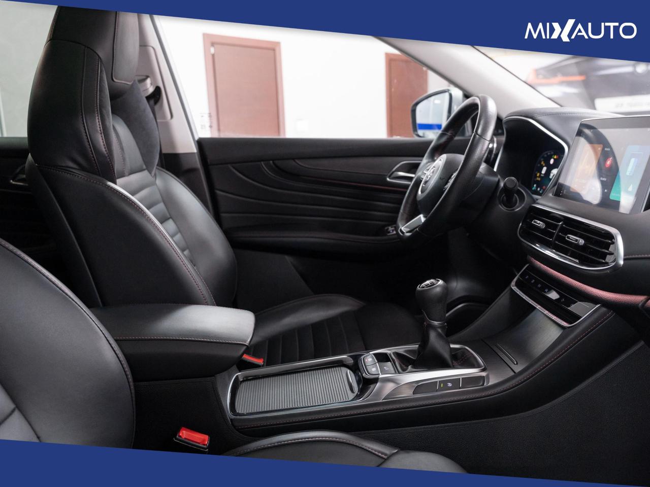 MG HS 1.5 MT Luxury 2WD