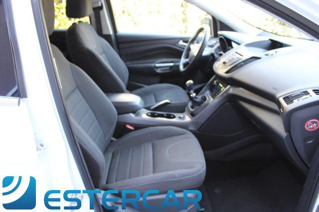 FORD Kuga 2.0 TDCI 120CV Titanium