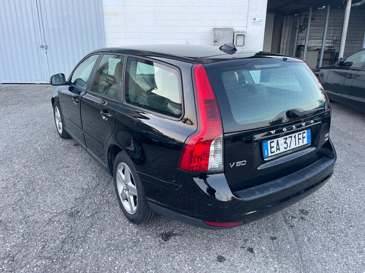 Volvo V50 D4 Geartronic R-design