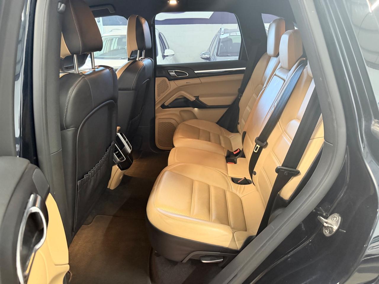 Porsche Cayenne 3.0 Diesel Platinum Edition