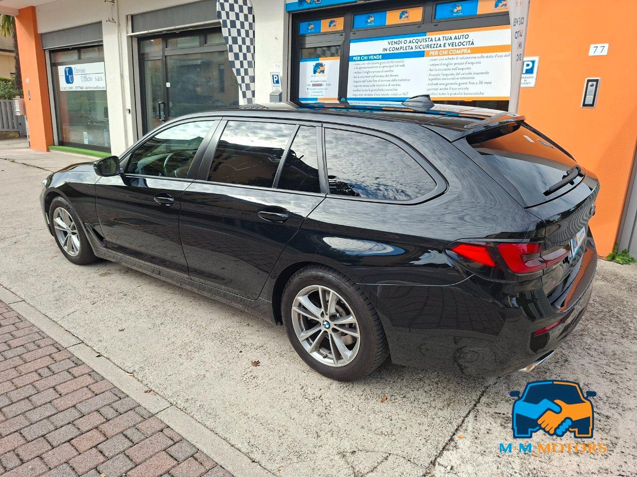 BMW 520 d Touring Luxury doppio treno di gomme
