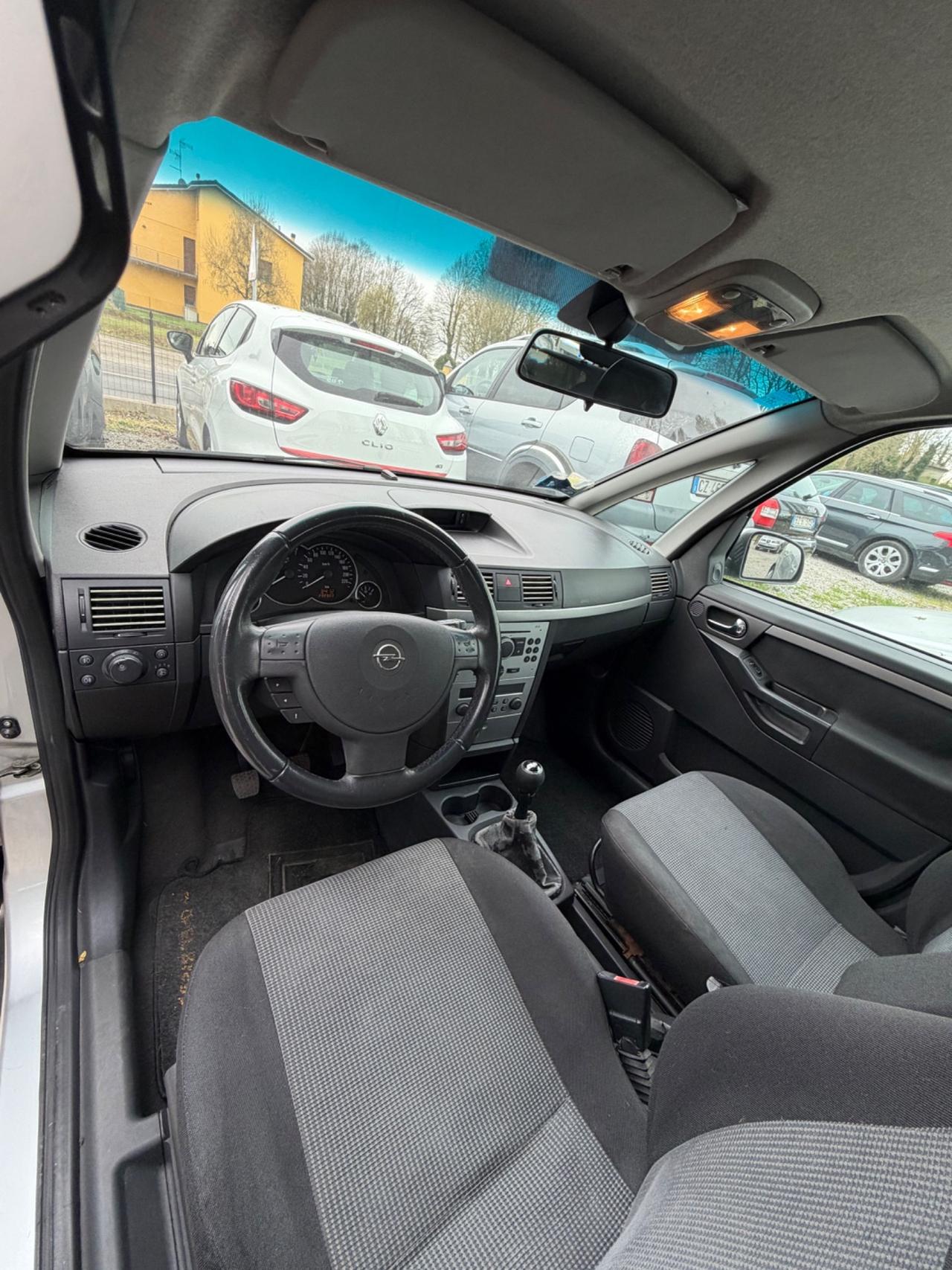 Opel Meriva 1.8 16V Fashion Line