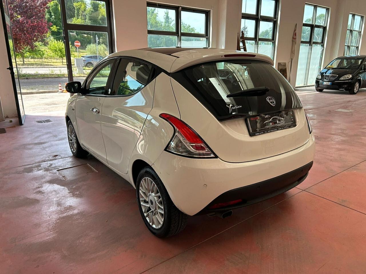 LANCIA YPSILON serie4 GPL Orig. Lancia 1.2 CV 69 ECOCHIC-PLATINUM garanzia 12 mesi