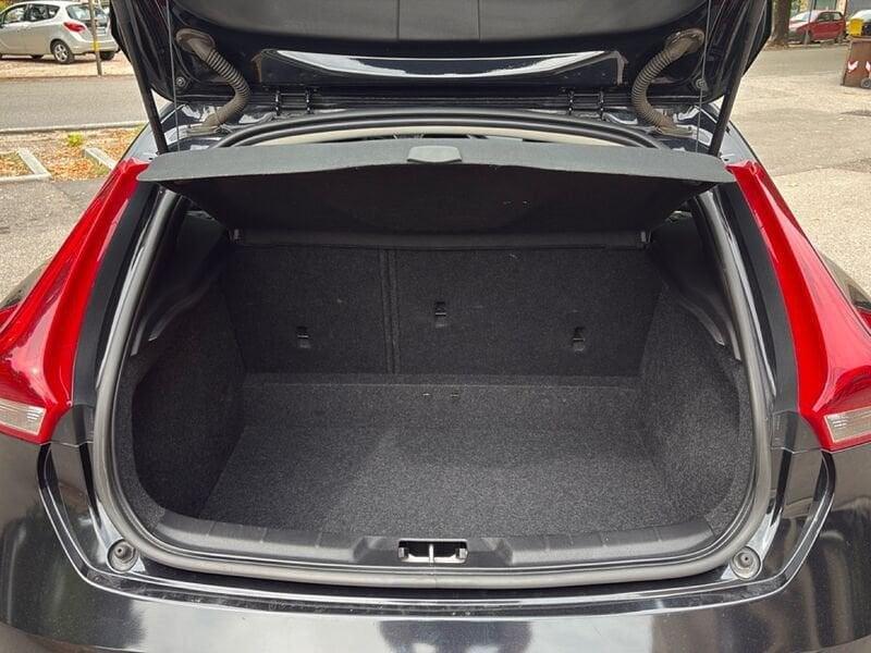 Volvo V40 D2 Summum