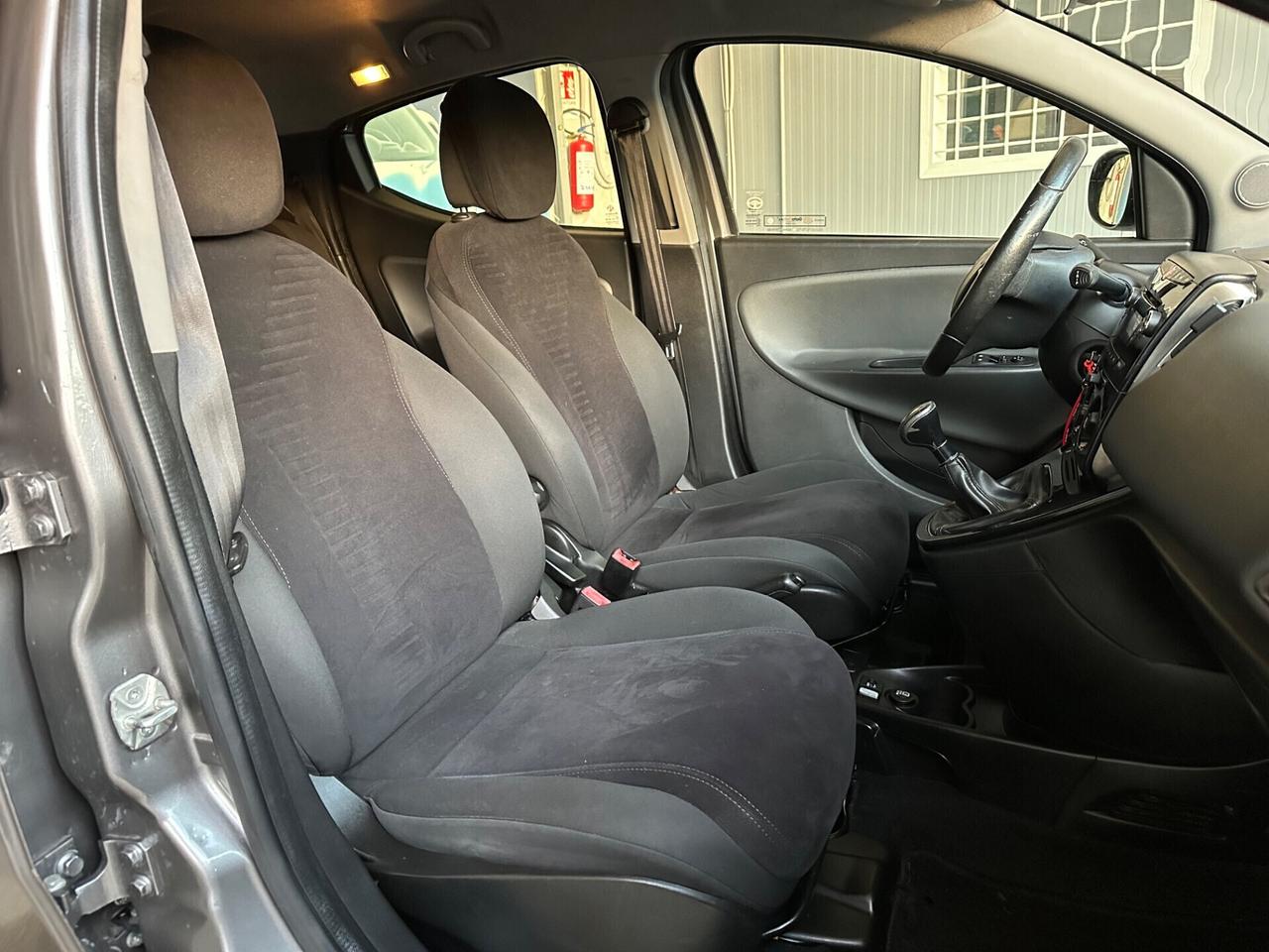 Lancia Ypsilon Gold 1.3 MJT 16V 95 CV 5 Porte