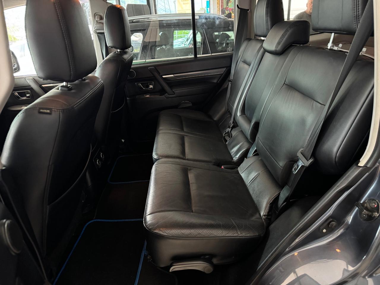 MITSUBISHI PAJERO 3.8cc V6 24V 250CV AUTOMATICO