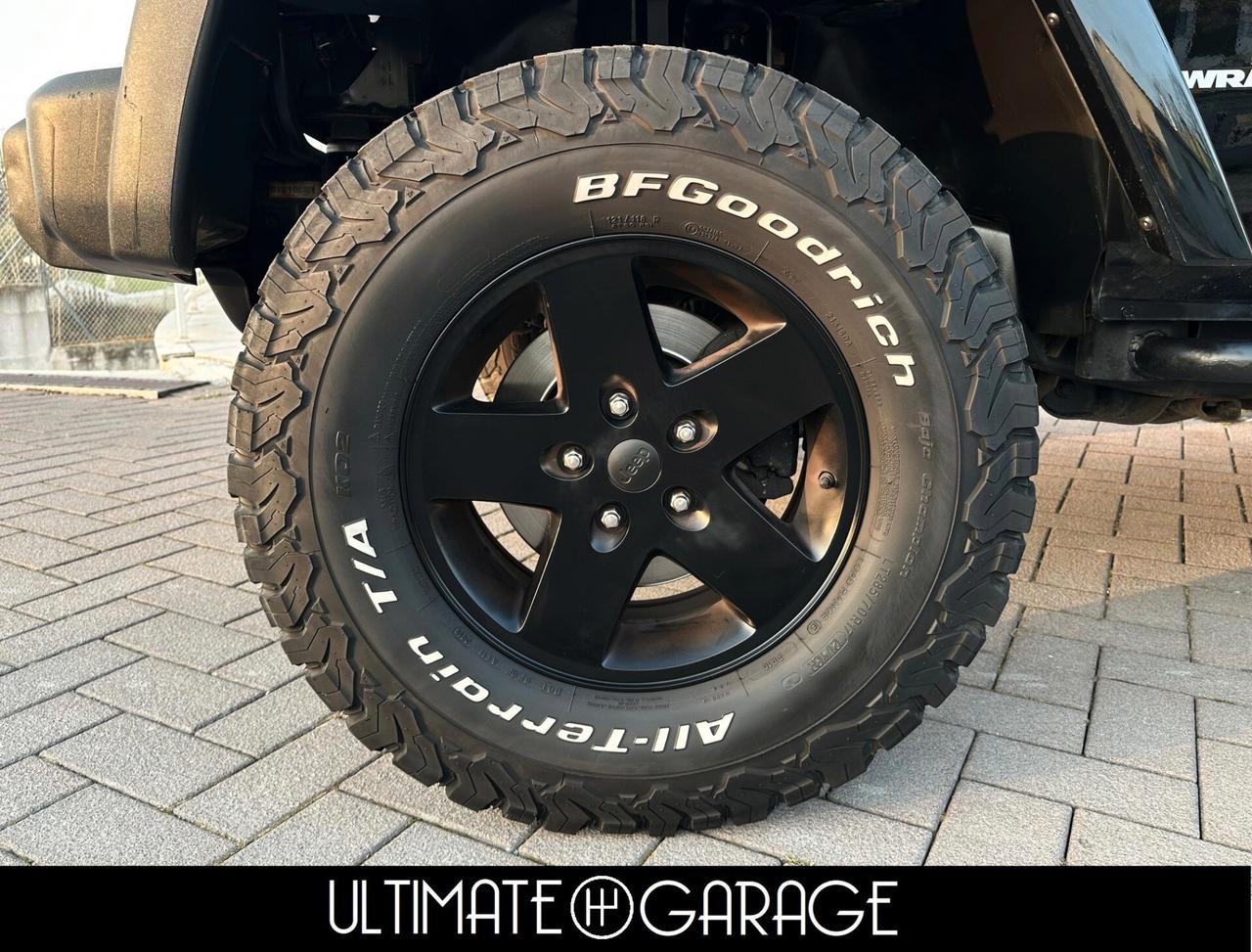 Jeep Wrangler 2.8 CRD DPF Sahara Auto *total black