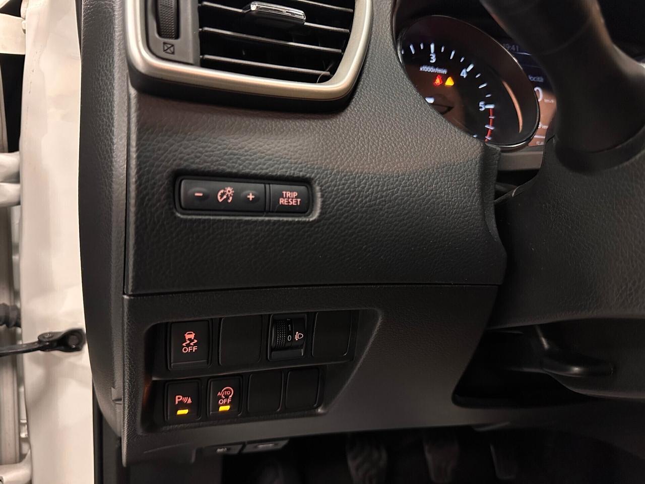 NISSAN QASHQAI 1.5 DCI .