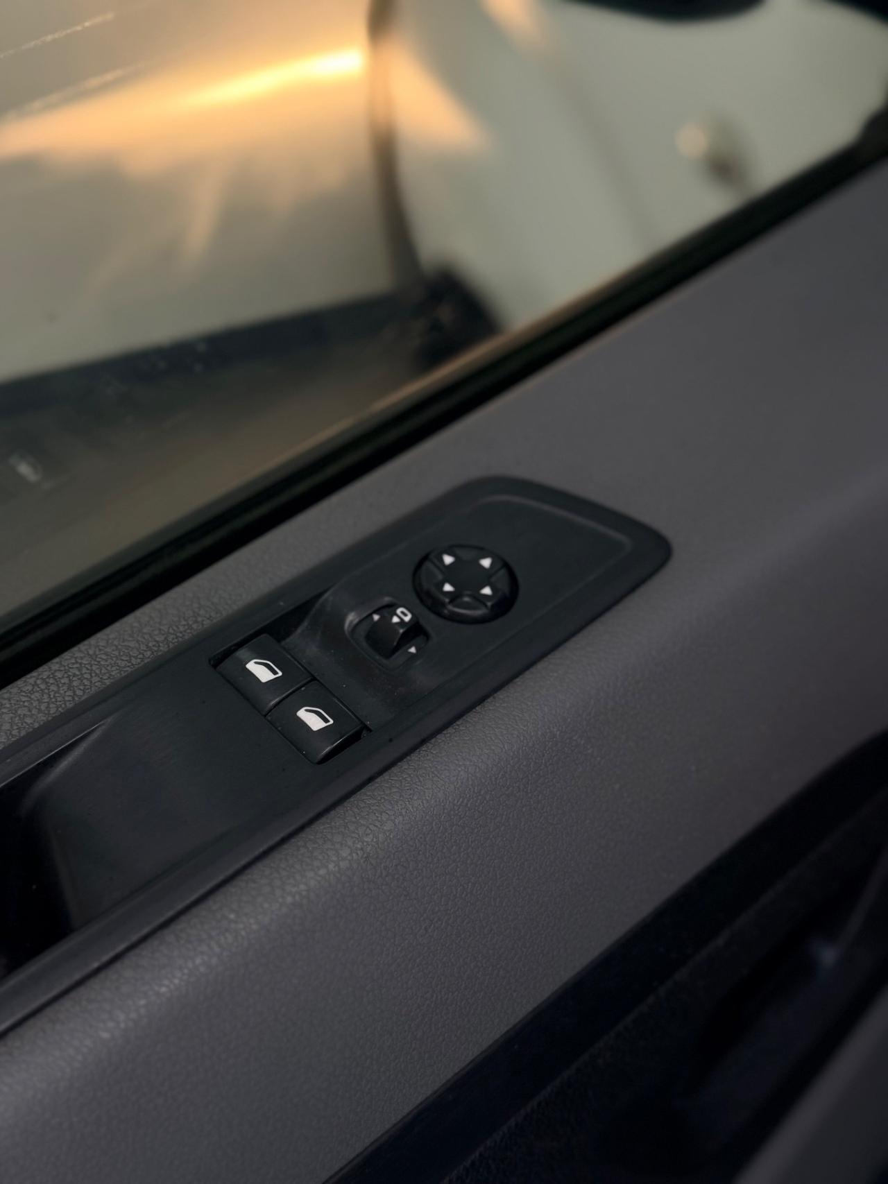 Peugeot Expert 1.6 BHDI 116cv Premium 12/2017 Euro 6B Neopatentati