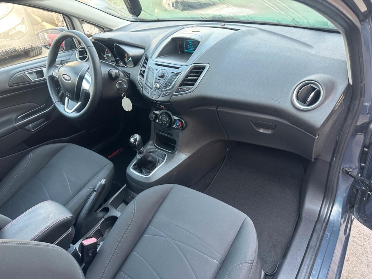 Ford Fiesta 1.5 TDCi 75CV 5 porte Titanium