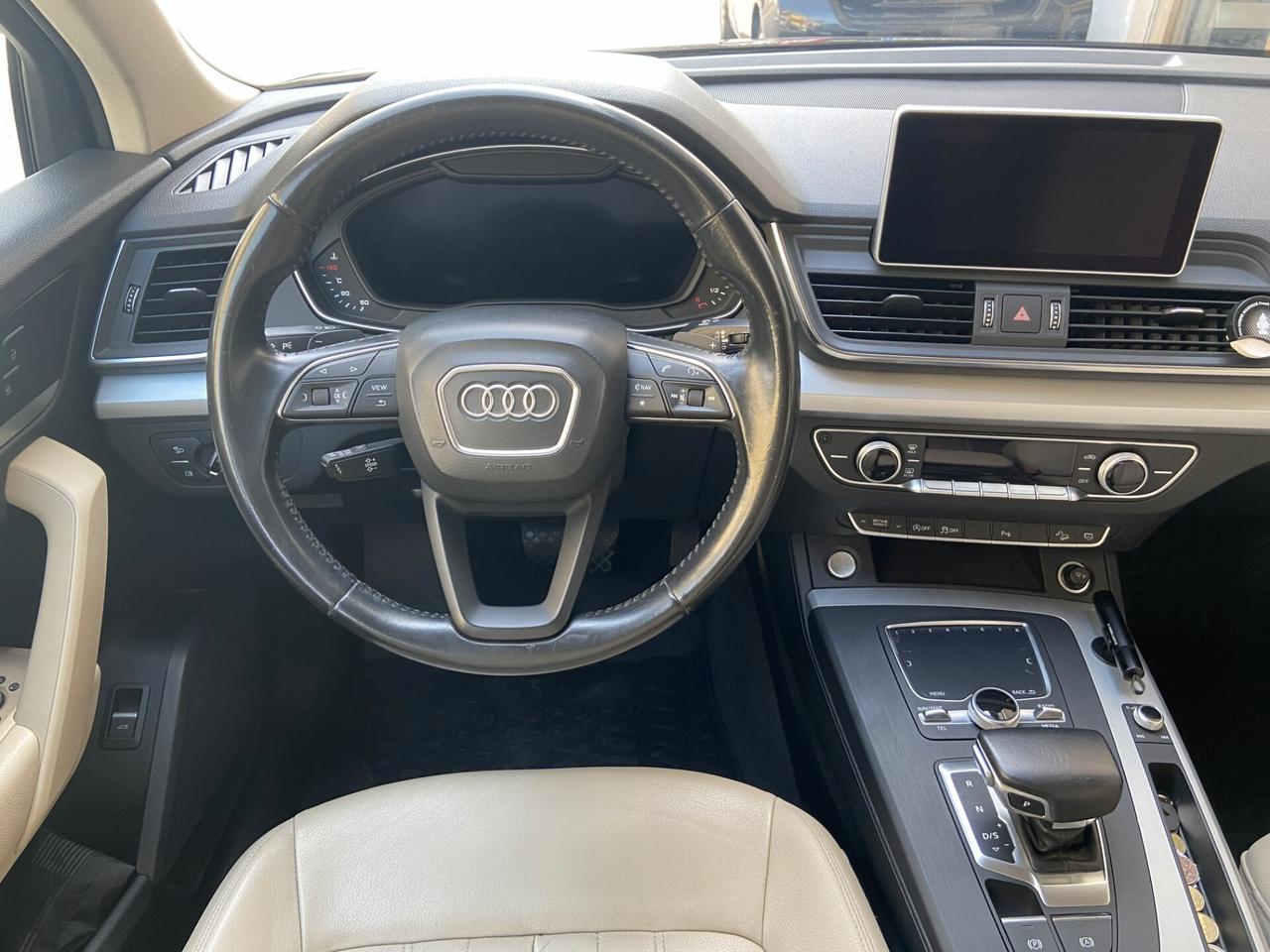 Audi Q5 2.0 TDI quattro S tronic Business