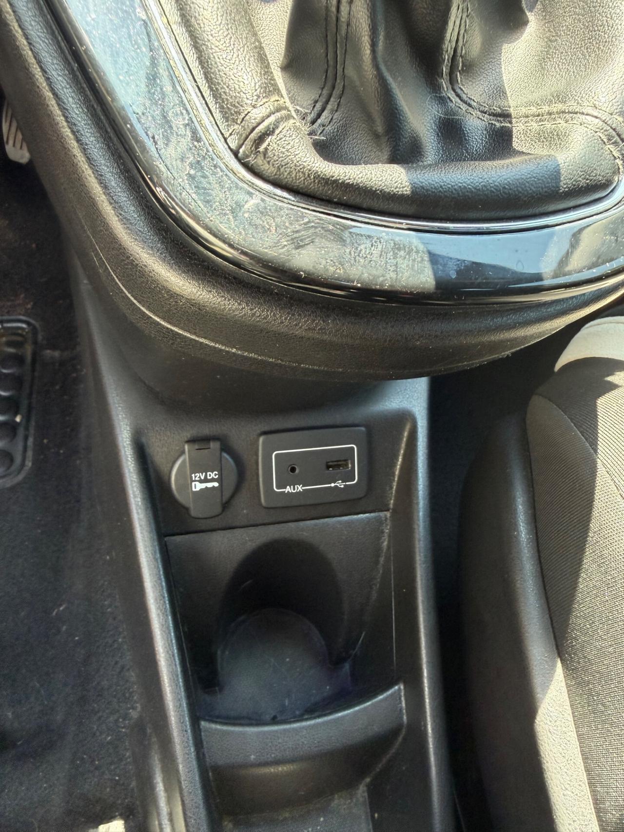 Lancia Ypsilon 1.2 69 CV 5 porte Silver