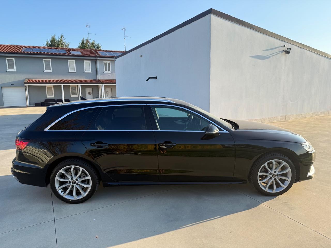 Audi A4 Avant TDI SPORT MATRIX