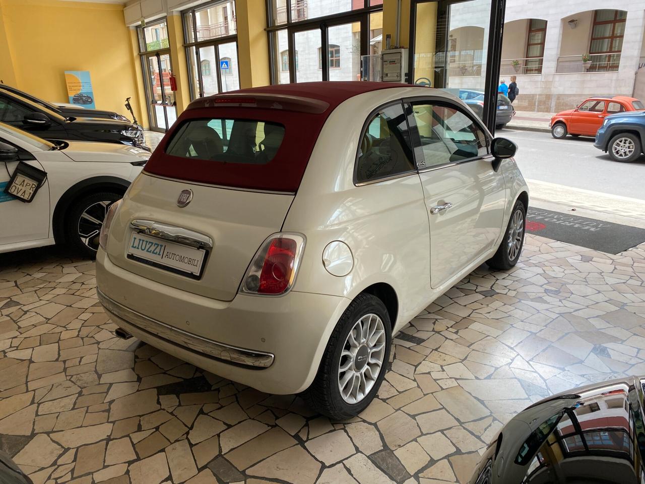 Fiat 500 C 1.4 16V Lounge Automatica