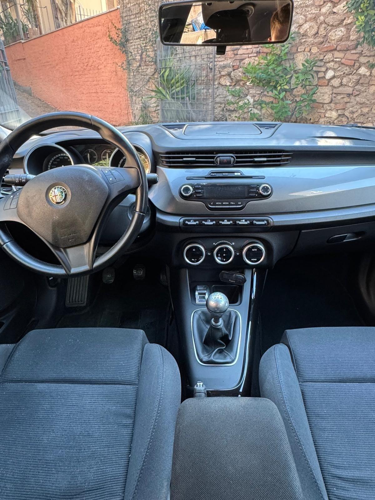 Alfa Romeo Giulietta 1.6 JTDm-2 105 CV Exclusive