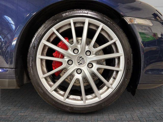 PORSCHE 996 911 Carrera 4S Coupé