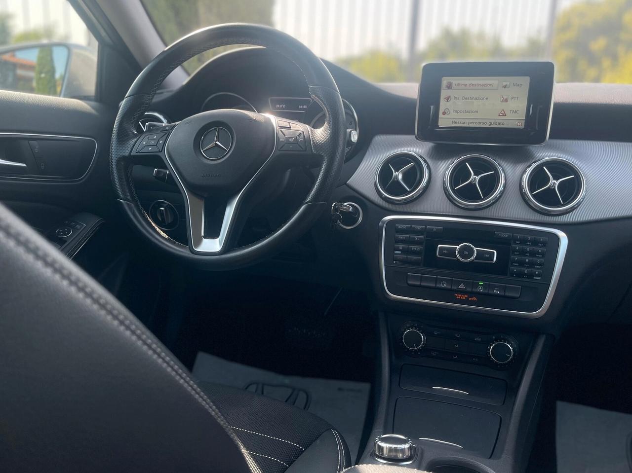 Mercedes-benz GLA 200 GLA 200 d Automatic Sport