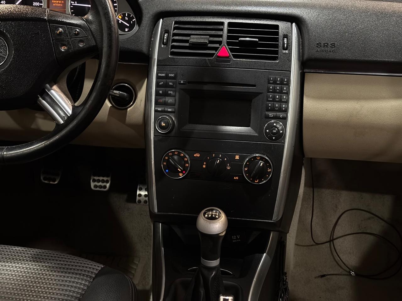 Mercedes classe B ANNO 2009 neopatentati