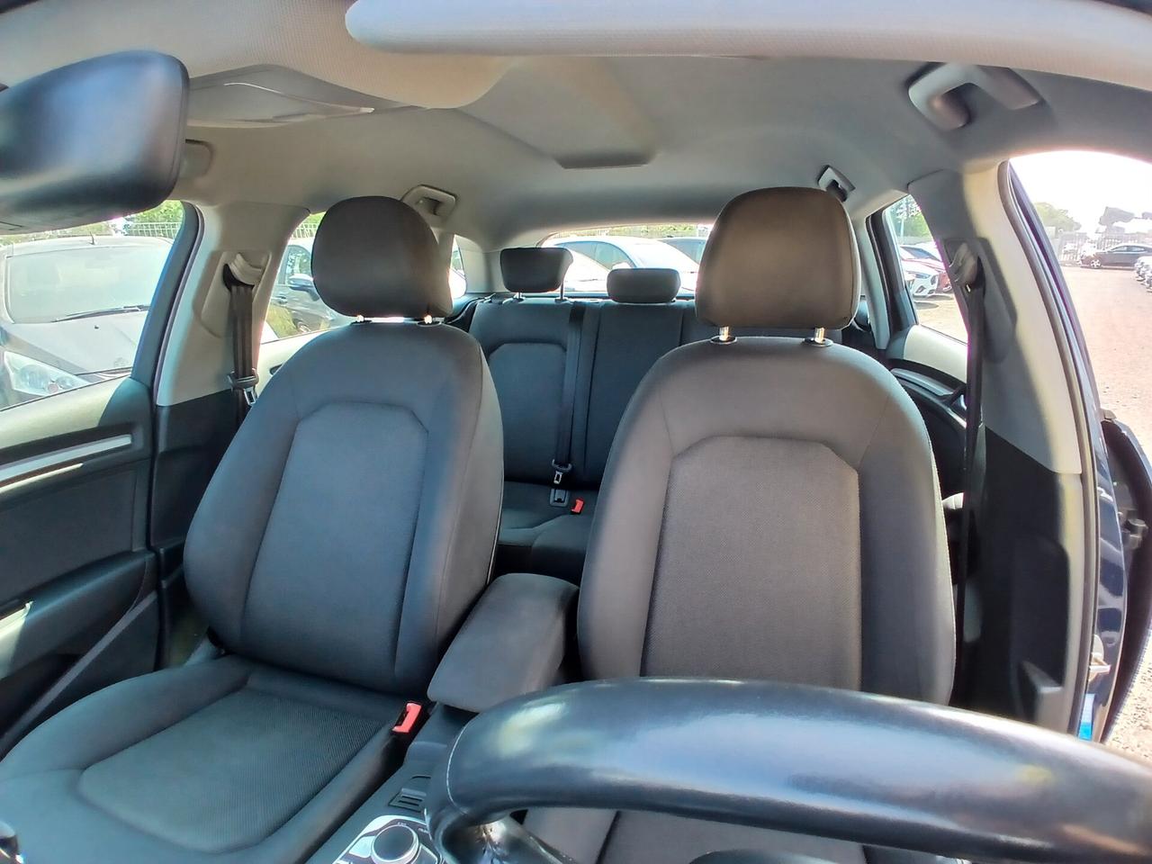 Audi A3 1.6 TDI 116CV S tronic Business