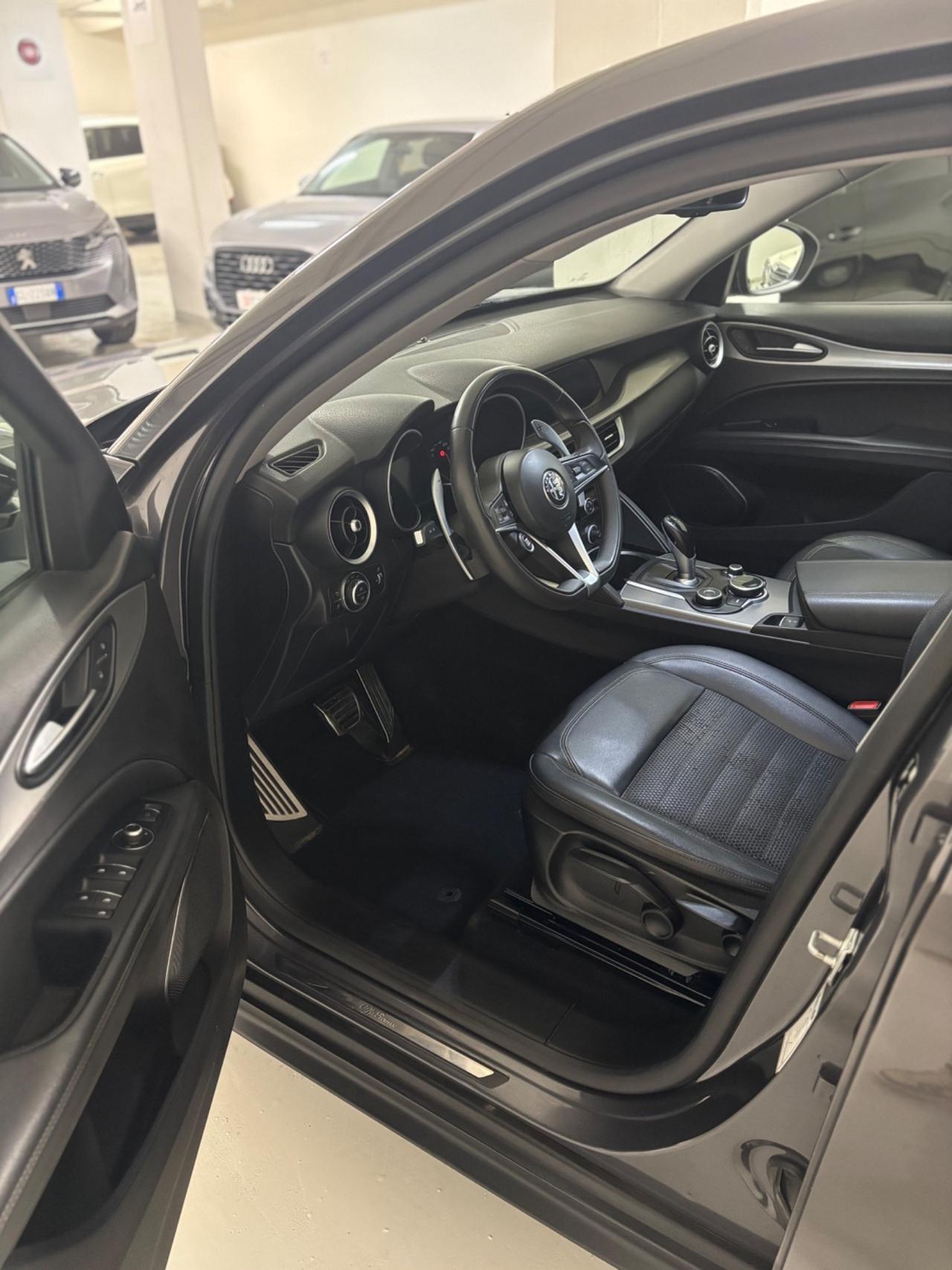 Alfa Romeo Stelvio 2.2 Turbodiesel 210 CV AT8 Q4 Veloce