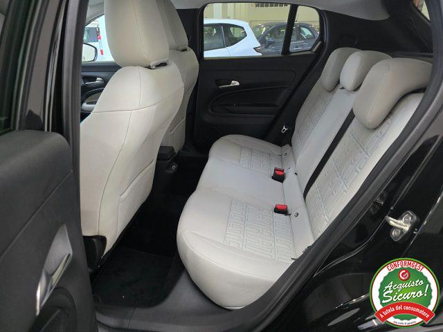 FIAT 600 Hybrid DCT MHEV La Prima