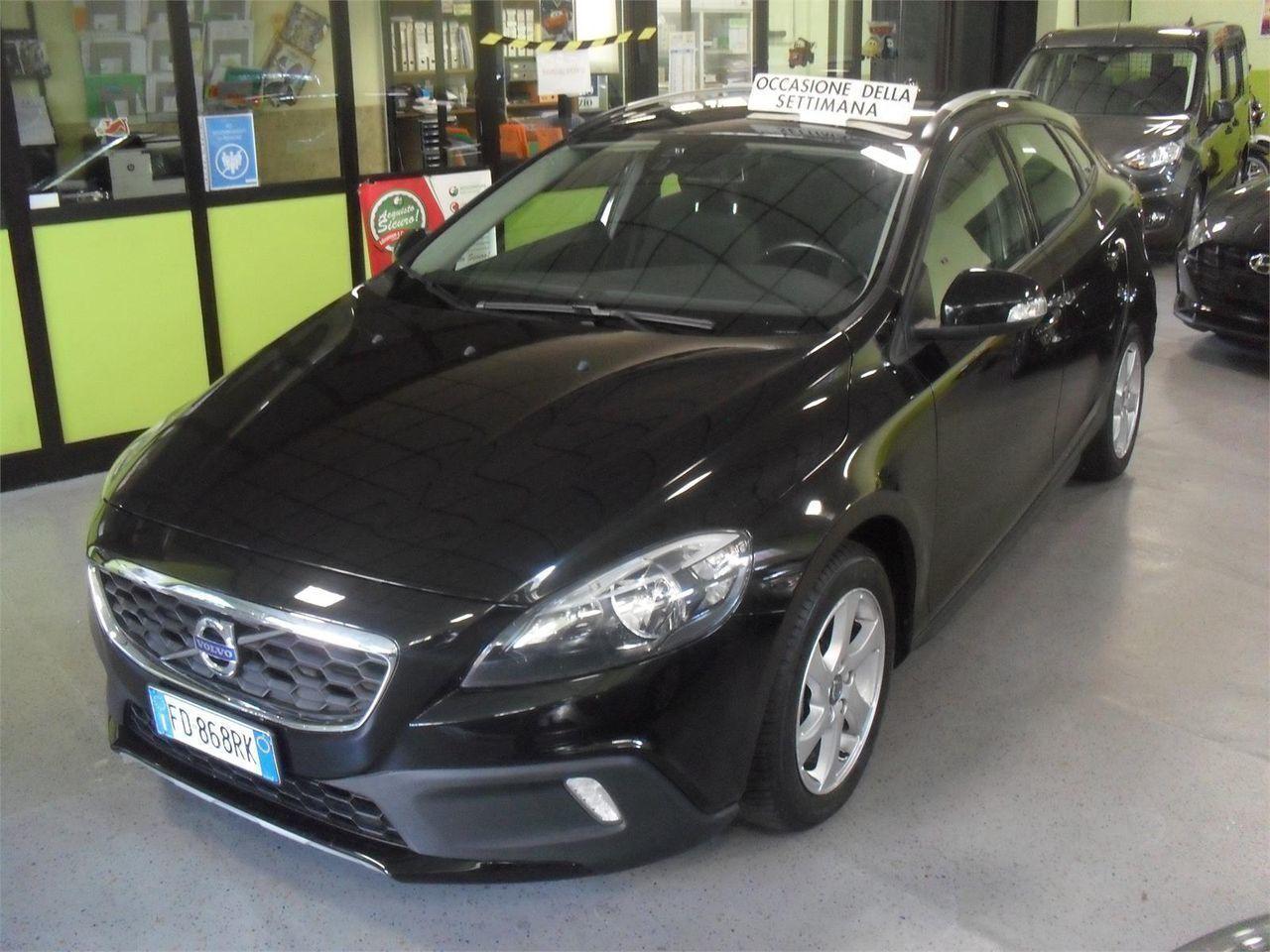 VOLVO V40 Cross Country V40 Cross Country D3 Business