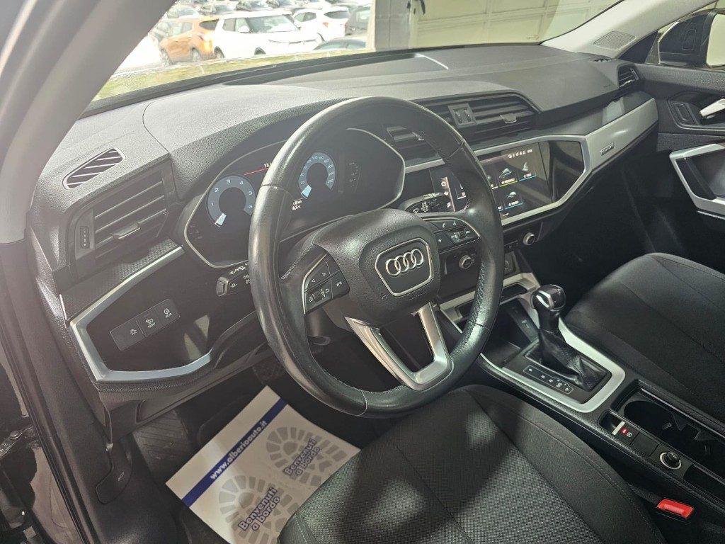 Audi Q3 35 TDI quattro S tronic Business Advanced
