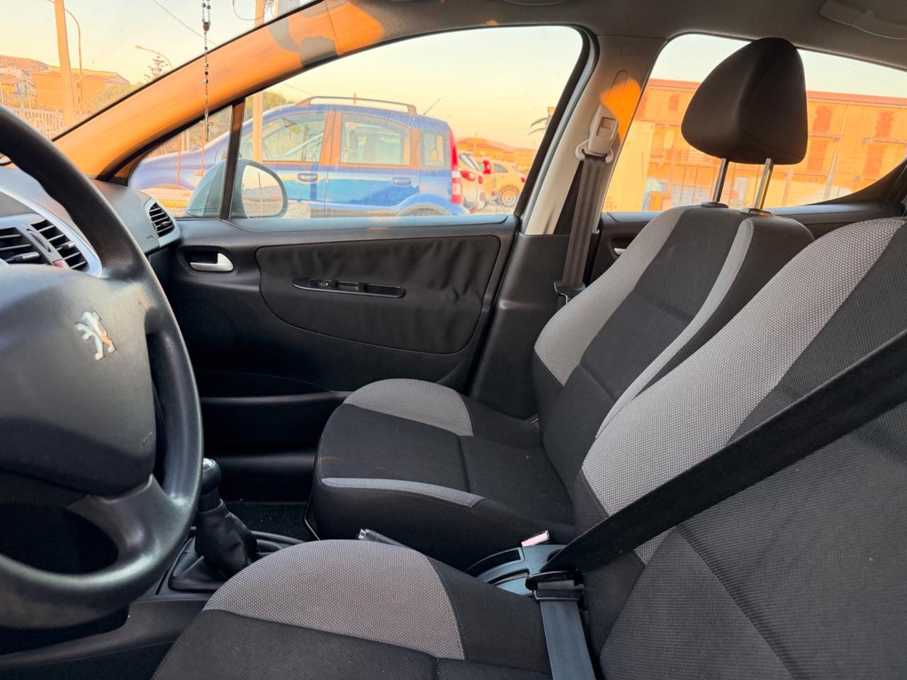 Peugeot 207 1.4 HDi 70CV 5p. Anno 2009
