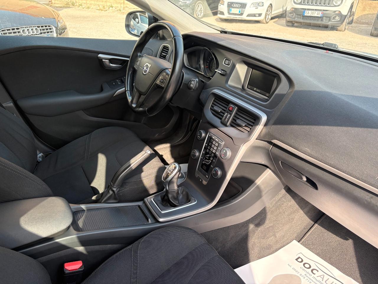 Volvo V40 Cross Country D2 1.6 Momentum