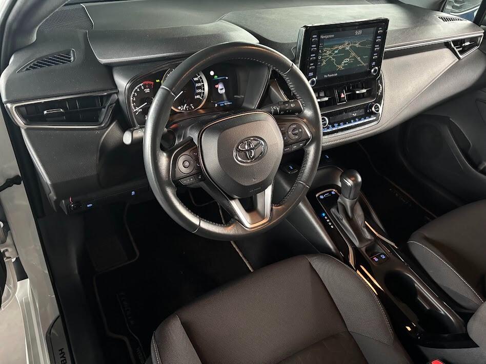 Toyota Corolla 1.8 Hybrid Business NEOPATENTATI
