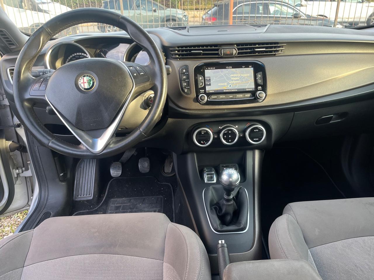 Alfa Romeo Giulietta 1.6 JTDm-2 105 CV Exclusive