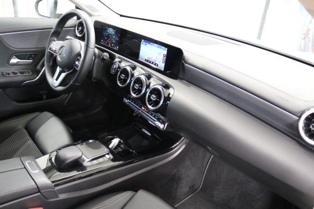 MERCEDES-BENZ CLA 200 d Automatic Shooting Brake Sport