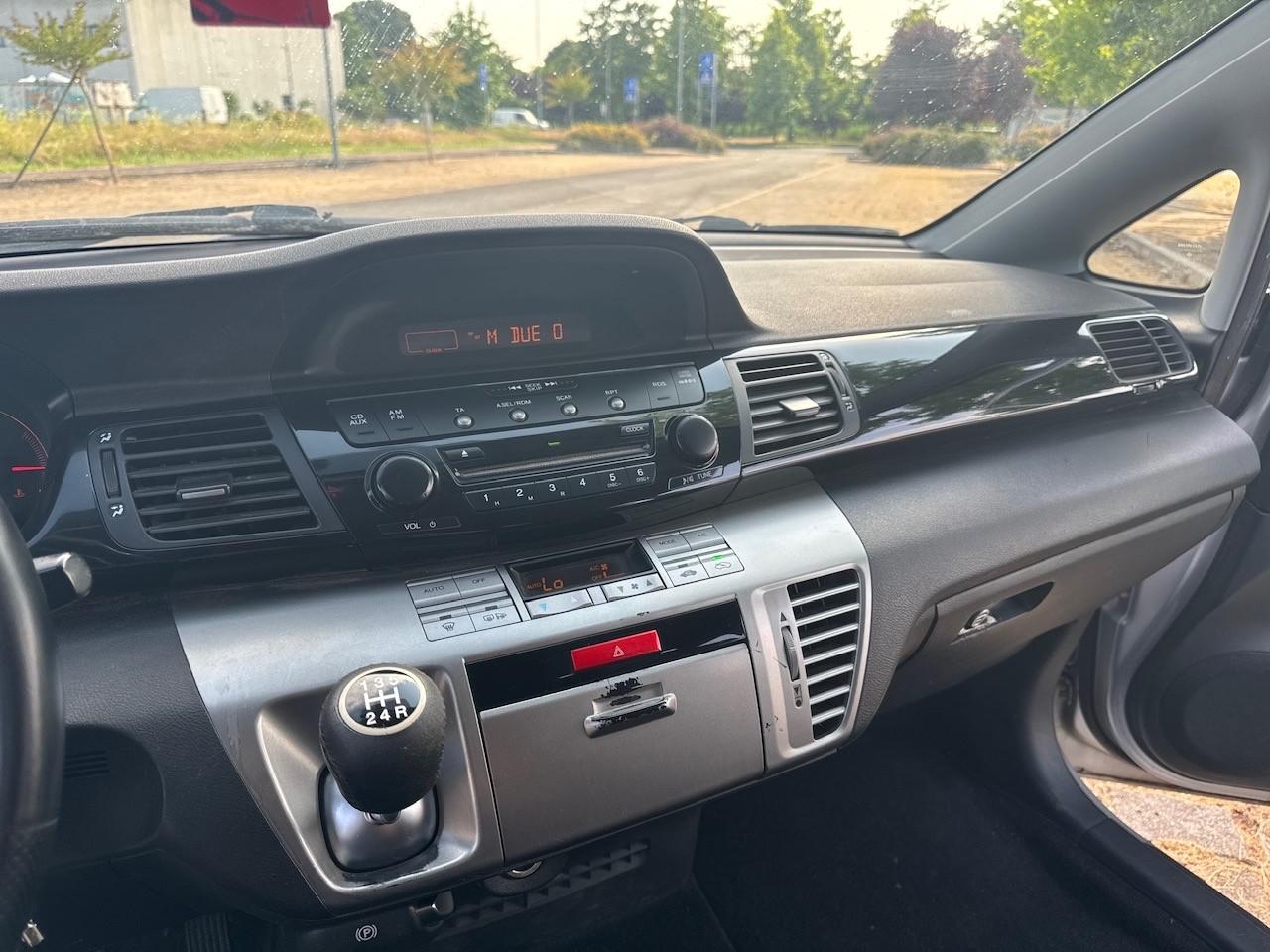 Honda FR-V 1.7 16V VTEC TAGLIANDATA PRONTA ALL’USO
