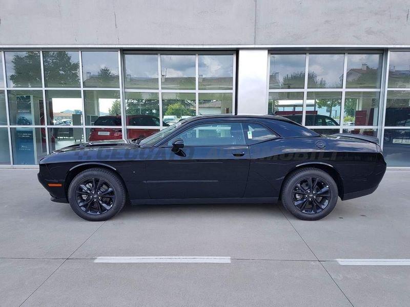 Dodge Challenger SXT AWD