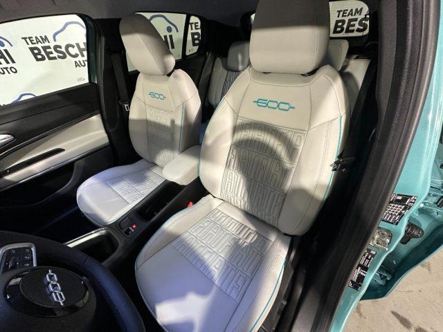 FIAT 600 Hybrid 110 CV DCT MHEV La Prima