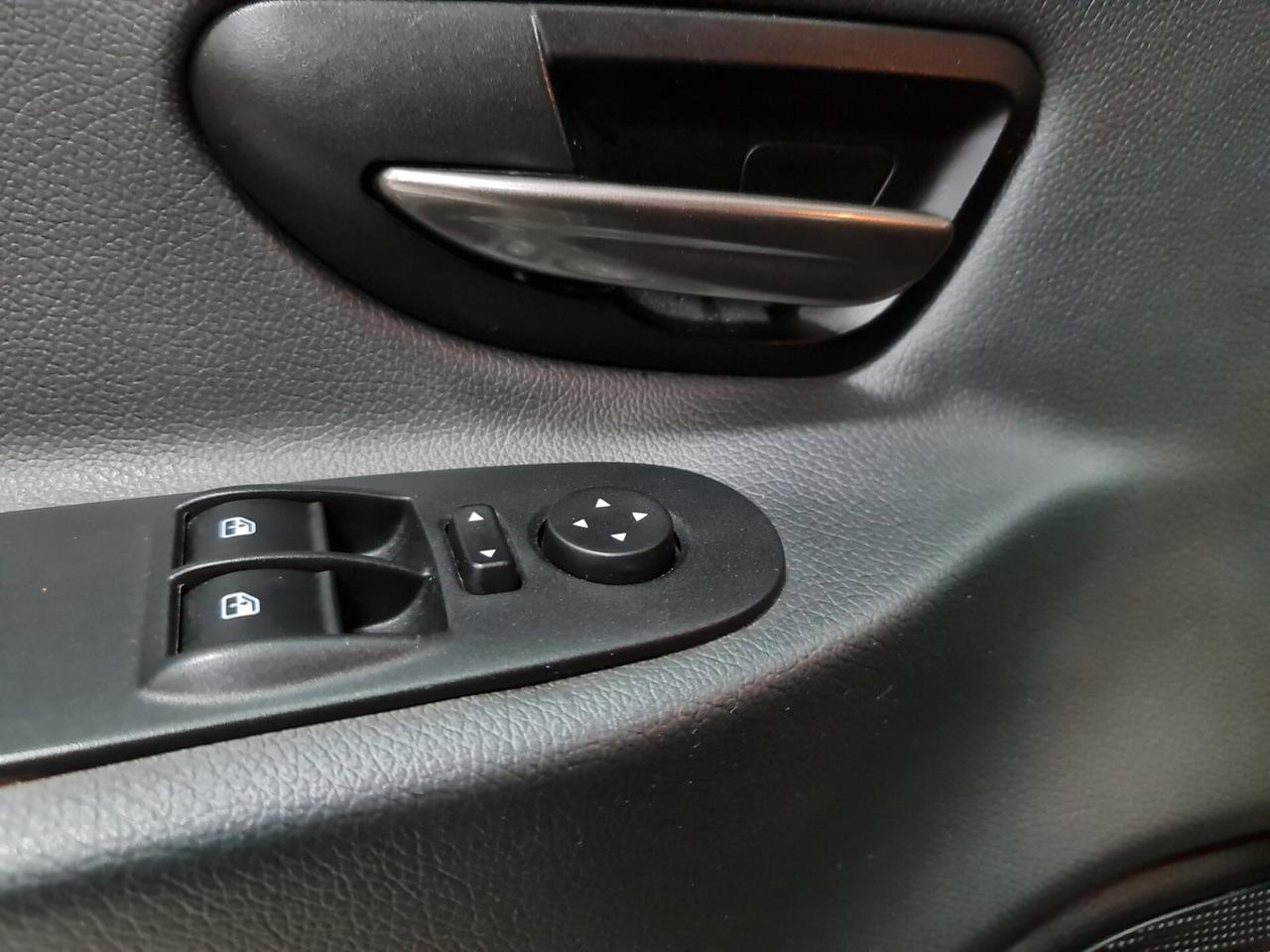 Lancia Ypsilon 1.3 MJT 16V 95 CV 5 porte S&S Gold