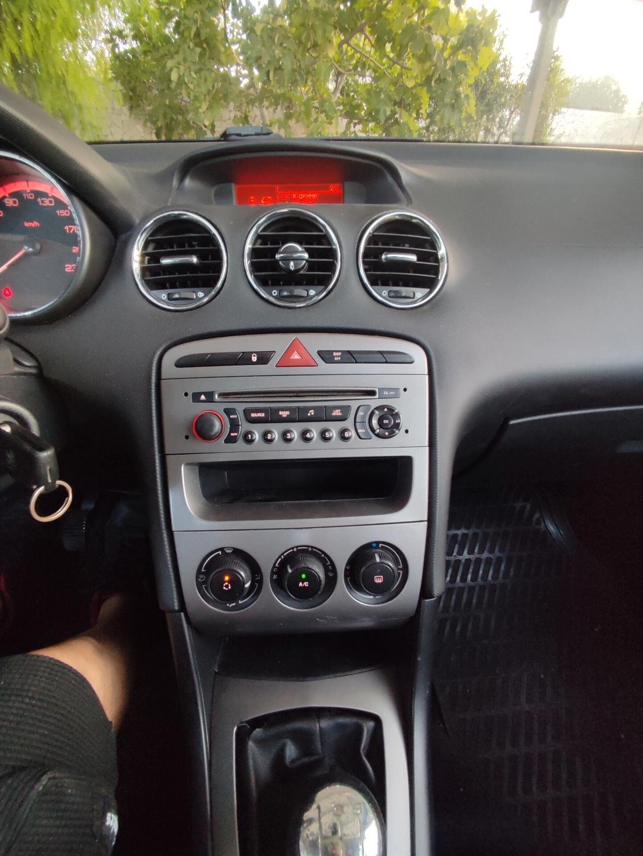 Peugeot 308 1.6 HDi 90CV FAP 5p. Premium