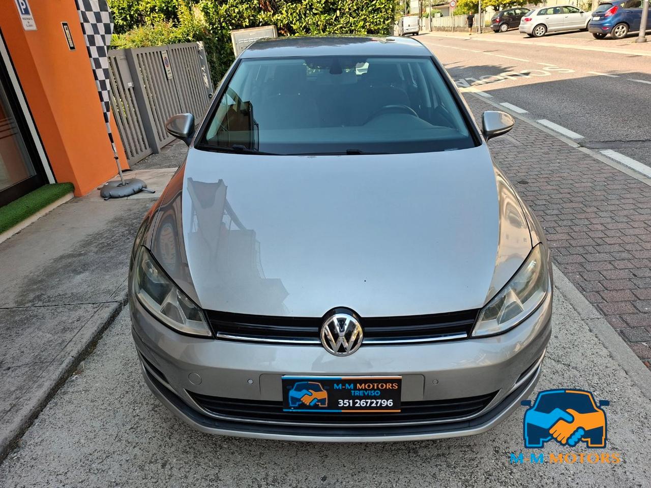 Volkswagen Golf 5 Porte Golf 5p 1.6 tdi 110cv dsg neo patentati