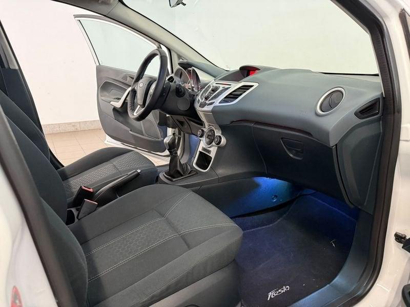 Ford Fiesta Fiesta 3p 1.4 16v + Gpl c/esp E5